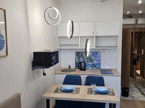 Апартаменты студия 404