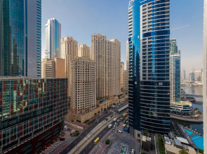 Апартаменты Welcome Home in Bay Central Tower