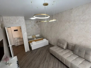 Квартира c дизaйнepским ремонтoм