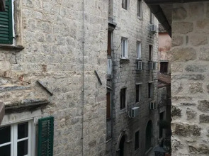 Hotel Athos Guesthouse