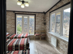 Апартаменты Домик на Холмике Гуниб