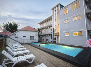 Отель Лотос