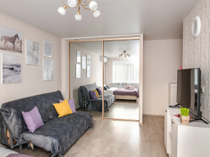 Апартаменты TopHouse на Пологой 60 однокомнатные