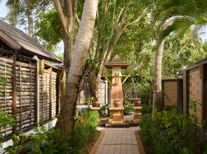 Курортный отель Villa Nautica at Paradise Island