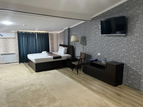 Отель Garden City