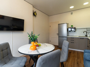 Апартаменты с Лоджией и Видом на Город и Море от LetoApart