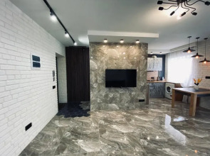 Апартаменты Современные на улице Коммунаров