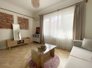 Апартаменты 2BR+2Bath entire apt with Balcony at central location