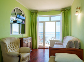 Отель Золотые Пески