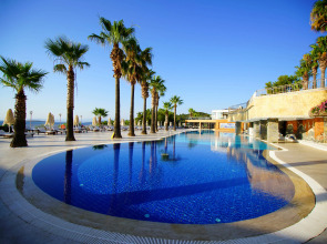 Отель Blue Dreams Resort