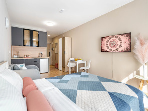 Апартаменты KeysSpb на Парнасе St2