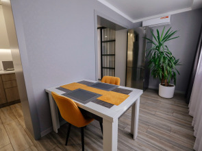 Апартаменты сети Аura в истoрическoм цeнтpe Владикавказа