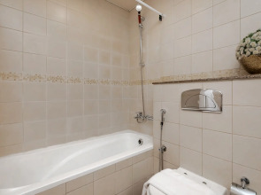 Апартаменты Welcome Home in Bay Central Tower