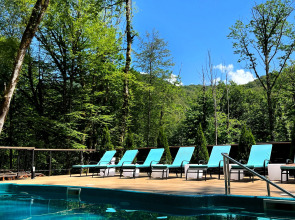 Riverside Resort&Spa