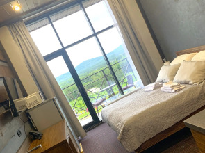 Апартаменты ГЛК Солнечная долина с Прекрасным видом