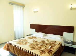 Armenian Village Park Hotel