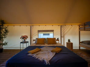 Глэмпинг Гости