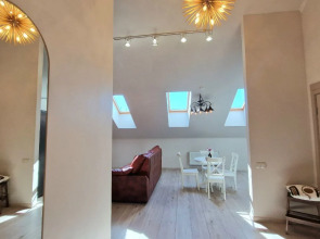 Квартира Просторная двухуровневая студия у подножия Казанского Кремля