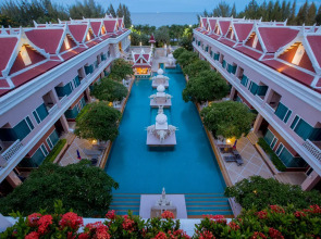 Курортный отель Grand Pacific Sovereign Resort & Spa