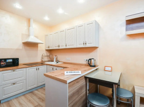 Апартаменты на улице Дмитрия Михайлова 12 (2)