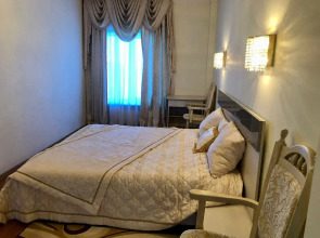 Апартаменты в центре с видом на Севастопольскую бухту