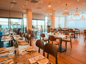 Отель Cavo Maris Beach