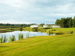 Отель Strawberry Fields Golf Resort