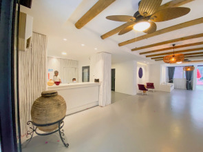 Отель The Hello