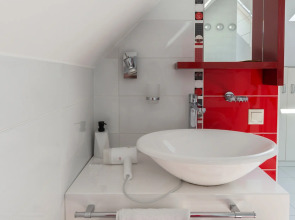 Квартира Мансардная Квартира в Центре Города