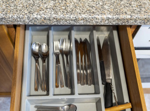 Апартаменты трёхкомнатные рядом с рыбной деревней