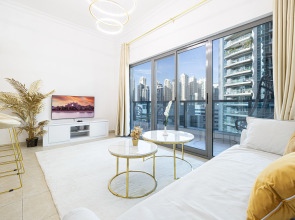 Квартира Luxury and spacious full Marina view