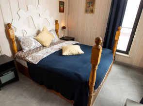 Гостевой Дом Семейные Апартаменты Белый Кролик