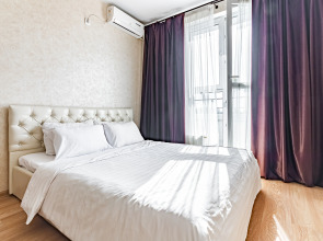 Апартаменты с Lounge зоной и видом на Красную ТЦ в доме паркинг комфорт Заселение 24/7