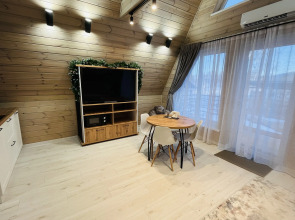 Шале LakeSide Coral