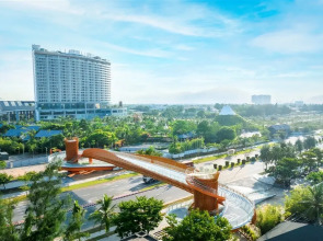 Курортный отель Da Nang  Mikazuki Japanese Resorts and Spa