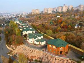 Armenian Village Park Hotel