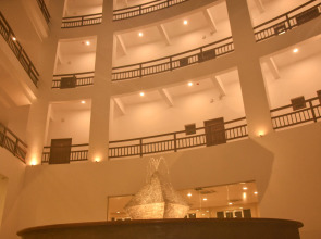 Отель Refresh Blue