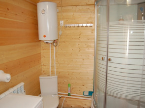 Дом с наличниками около Ростова