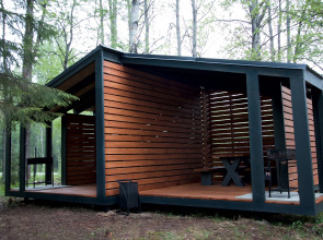 Гостевой Дом Черника Коттеджи