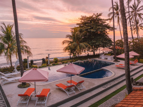 Отель Bondalem Beach Club