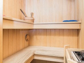 Апартаменты Видовая квартира на набережной реки Мойки рядом с Невским проспектом