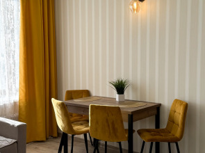 Квартира 2-комнатная на Октябрьской 3