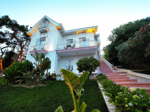 Отель Triada Buyukada