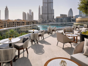 Отель Address Downtown