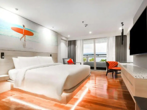 Отель Radisson RED Phuket Patong Beach