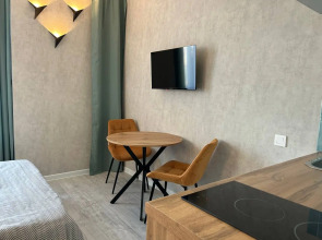 Апартаменты Moon Tower  стильная студия в центре