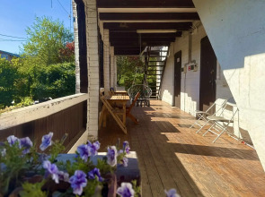 Thach from Travel Hotels Entourage