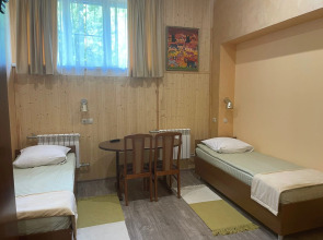 Отель Сафари