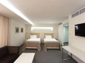 Отель President