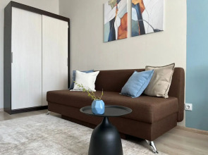 Апартаменты на Революции 52Б